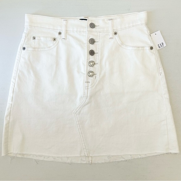 GAP High Rise Denim Mini Skirt A-Line Button Fly Raw Hem Ecru White Size 2 26 - Picture 7 of 11